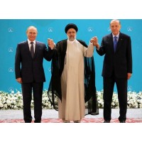 Ukraine war: Putin visits Iran in rare international trip